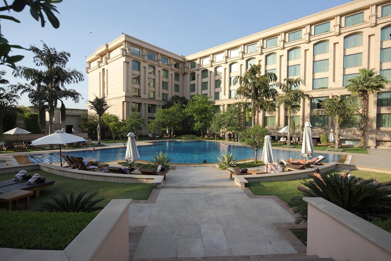 The Grand New Delhi Hotel Екстериор снимка