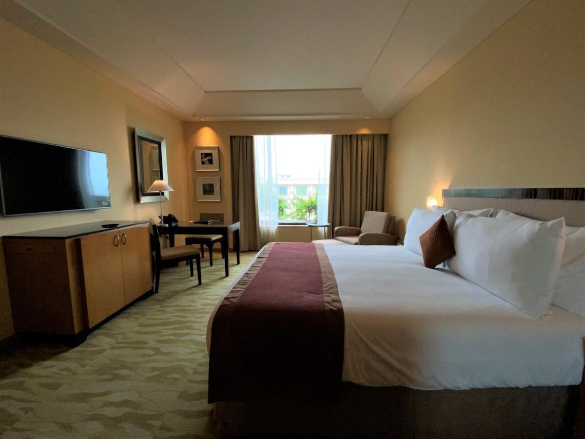 The Grand New Delhi Hotel Екстериор снимка